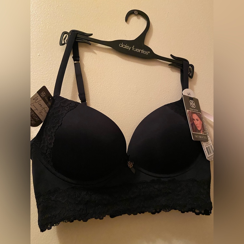 Daisy Fuentes bra, black color, size 34C